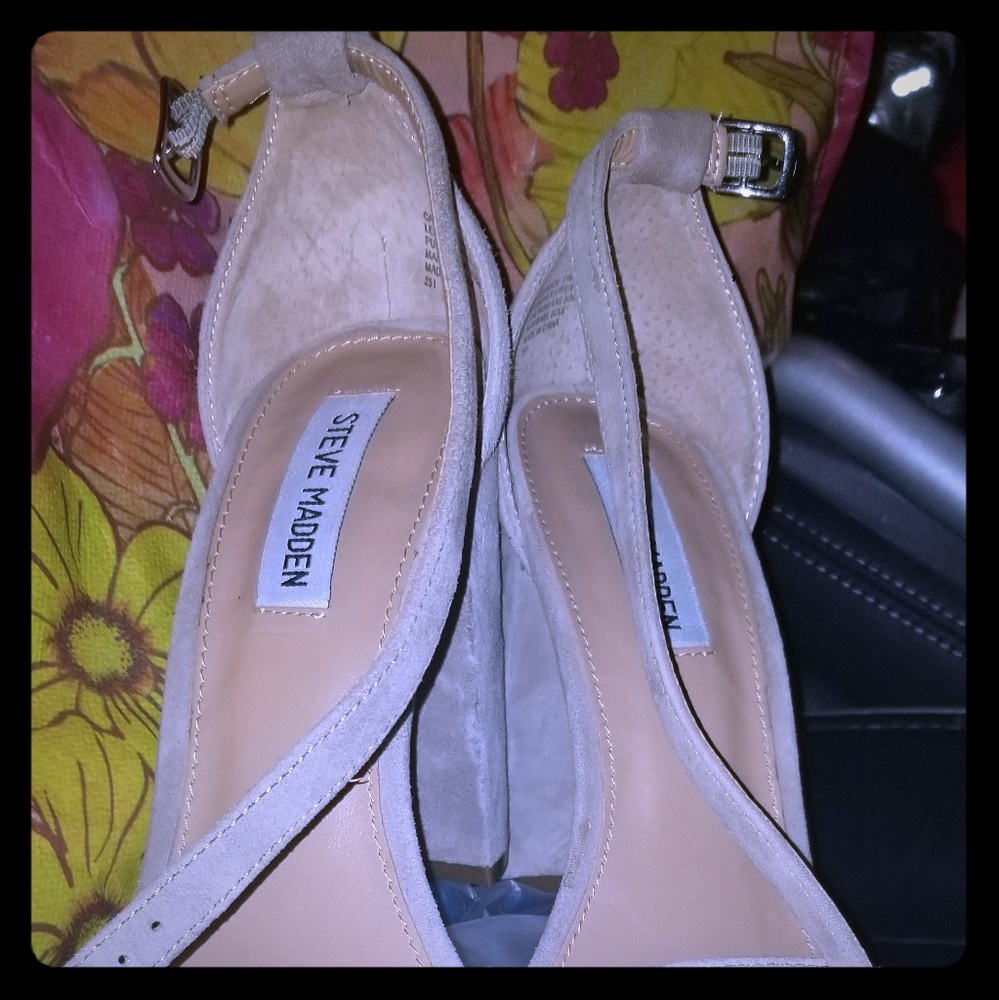 Chunky heel open toe